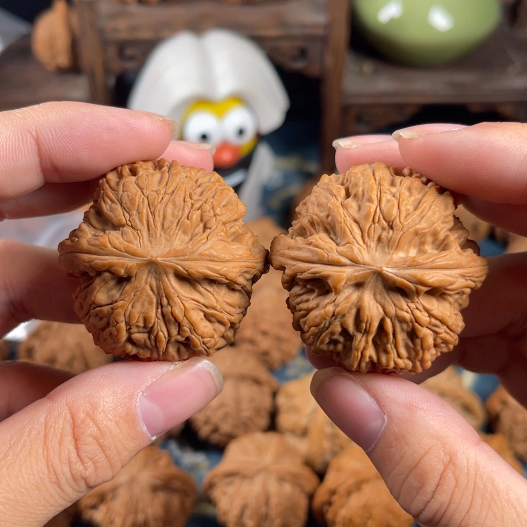 文玩核桃吊坠41女娲石