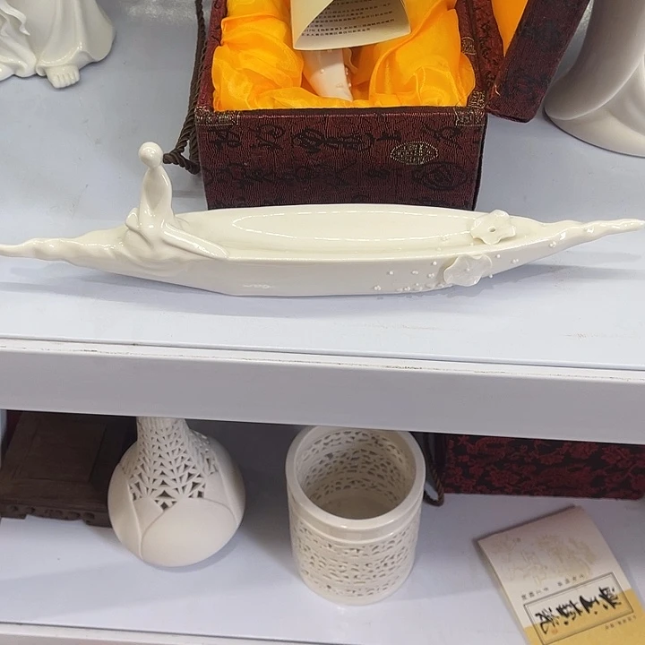 福利待遇多多哦哦哦