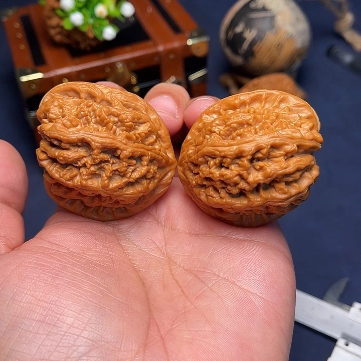 嘿***i文玩核桃把件43大粗筋天使之翼