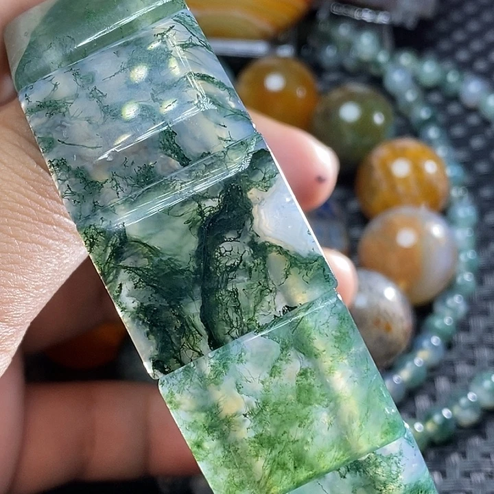 未镶嵌颈饰玛瑙/玉髓