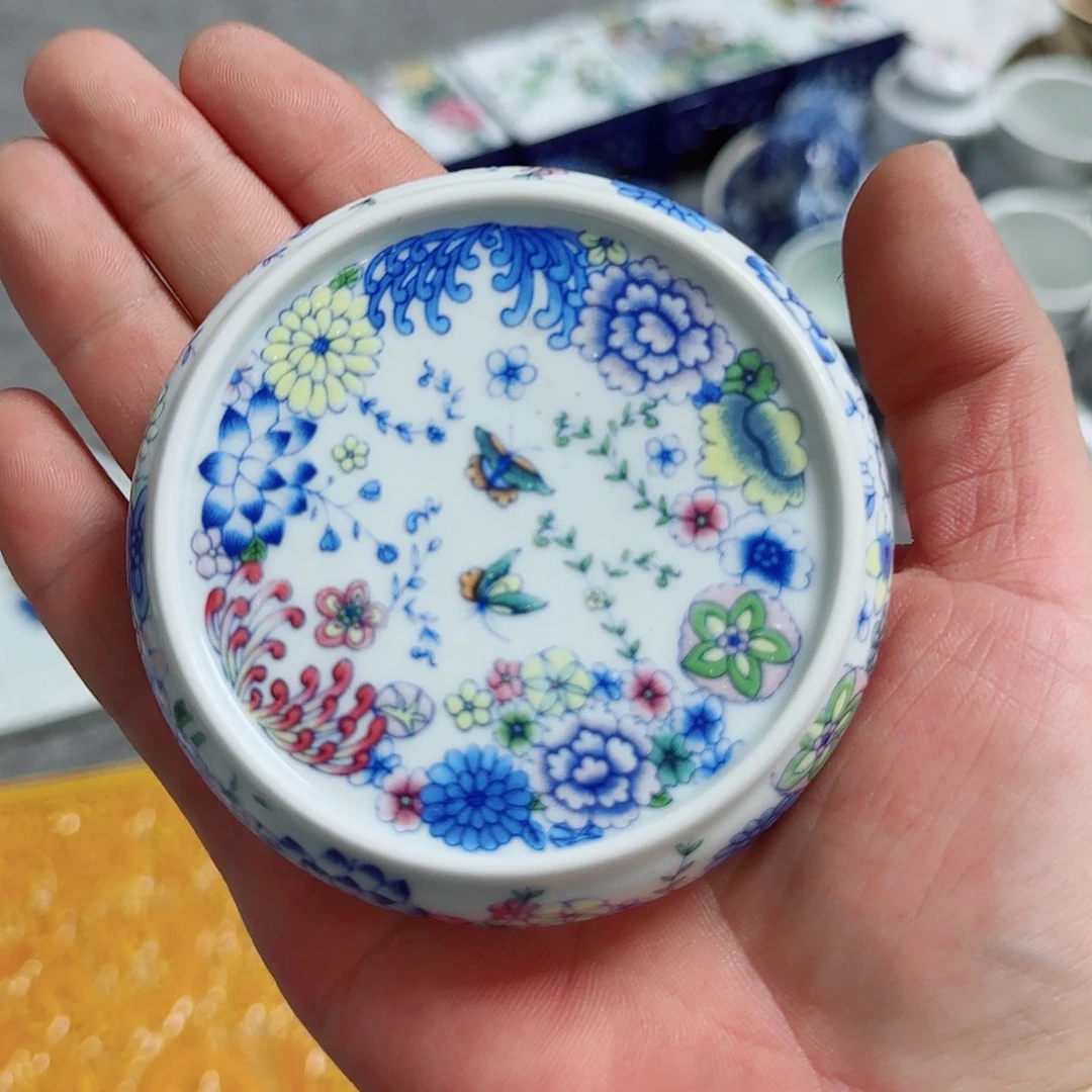 摆件瓷器的工艺技术特点