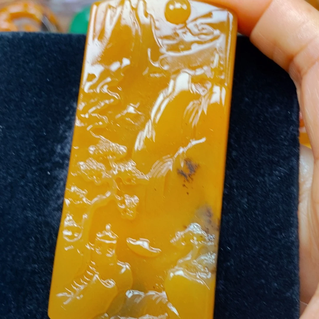 未镶嵌石英质玉（黄龙玉）吊坠(不含链)