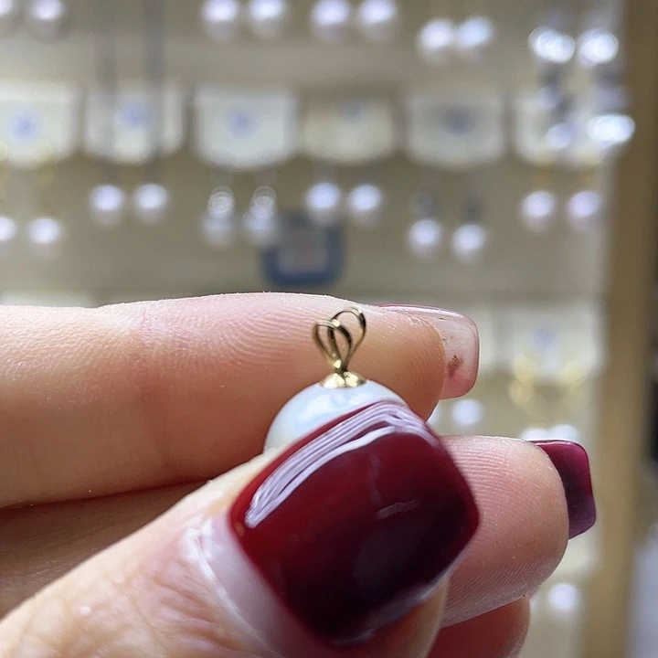 淡水珍珠颈饰18K金镶嵌