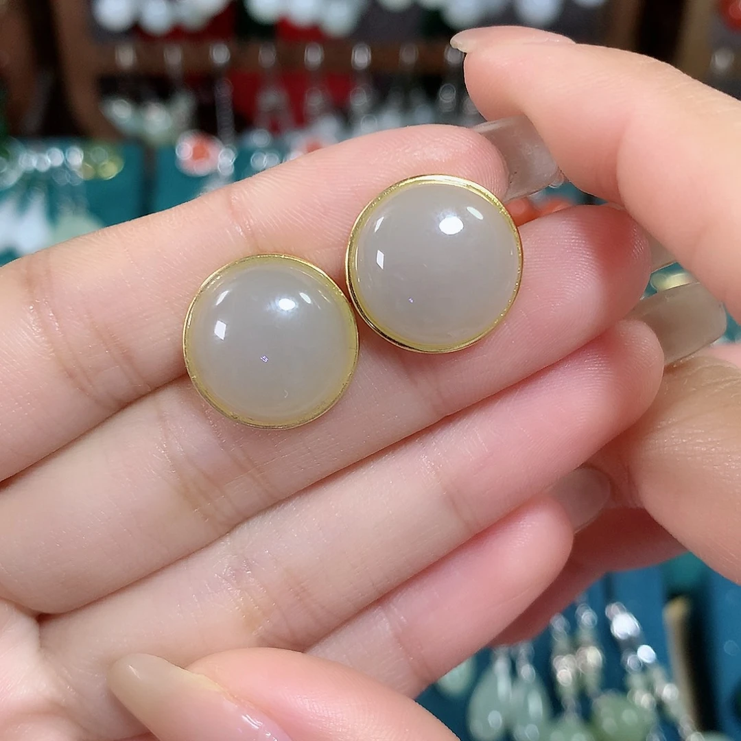 和田玉耳饰银S925镶嵌卡16左右