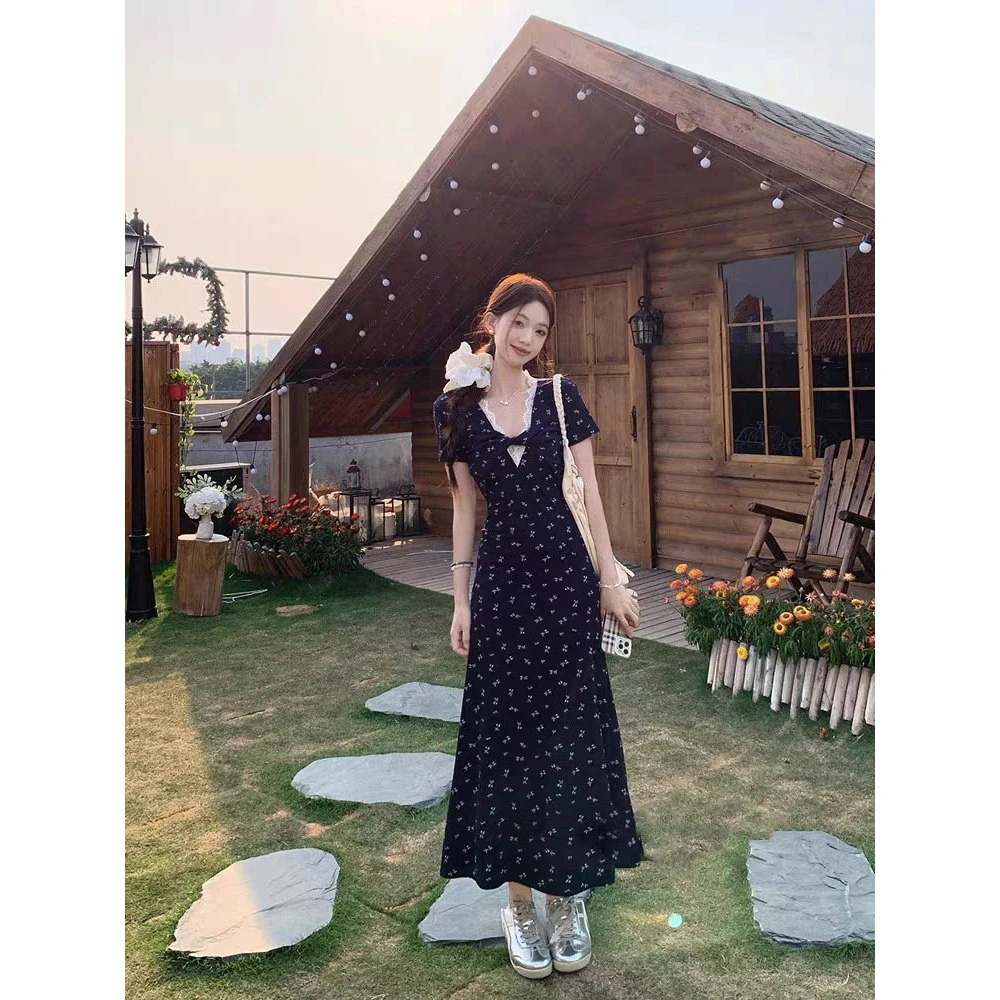 【纯欲千金】大码女装夏季定制蕾丝拼接镂空v领显瘦高腰碎花连衣裙