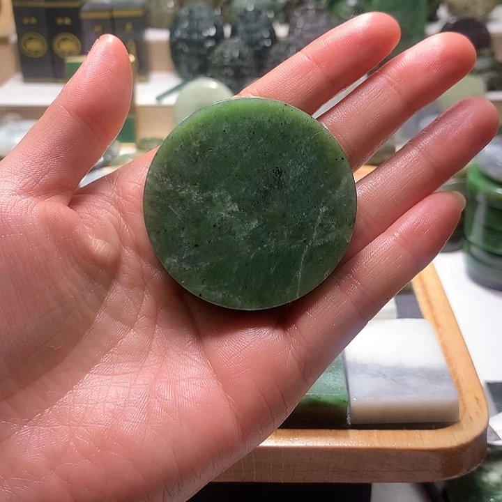 悟***童和田玉（糖玉）未镶嵌珠宝半成品