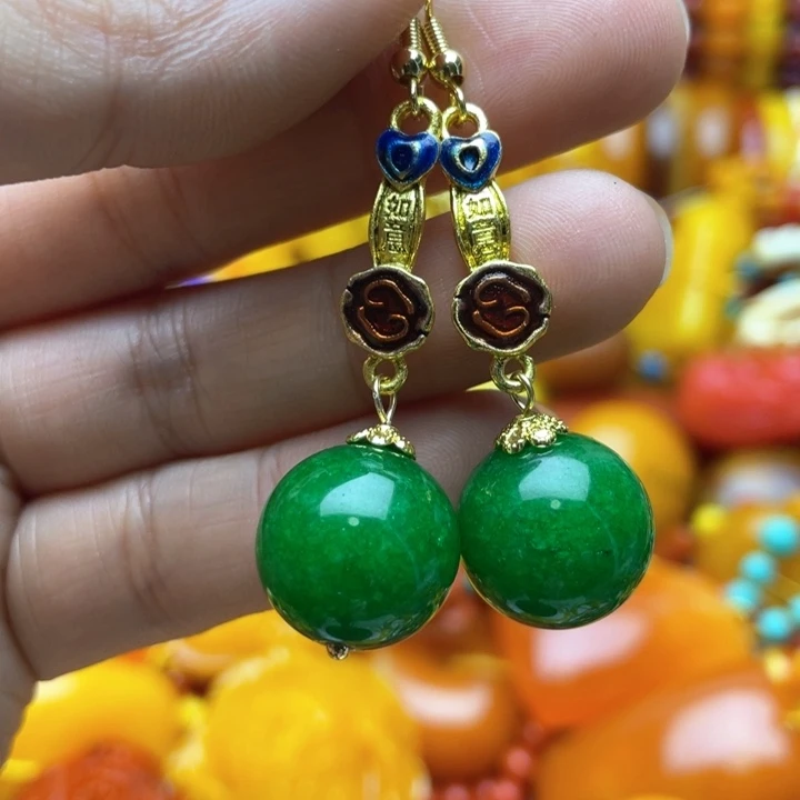 树脂制品93号绿色耳坠