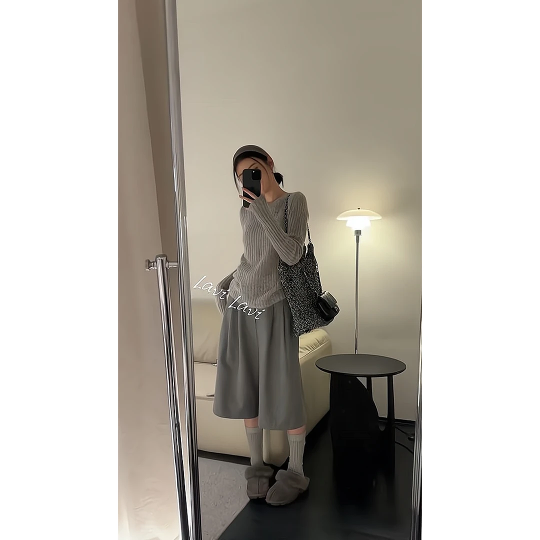 灰色毛衣针织衫韩系宽松显瘦长袖上衣五分西装裤A字版休闲大短裤
