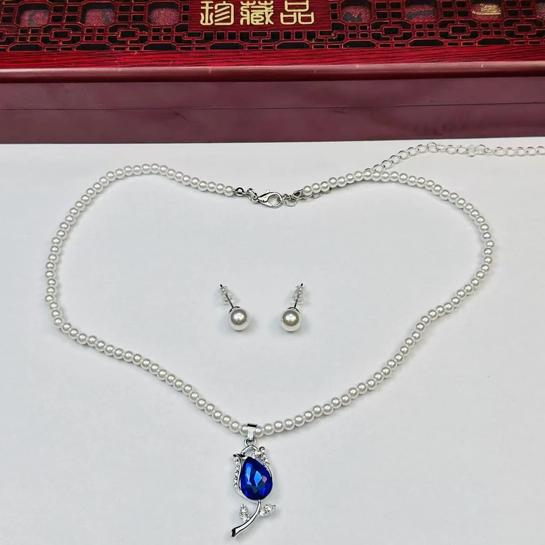 非凡尊贵x68 轻奢时尚 多样性发其一-亚克力项链