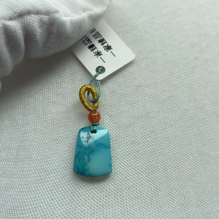 绿松石未镶嵌珠宝