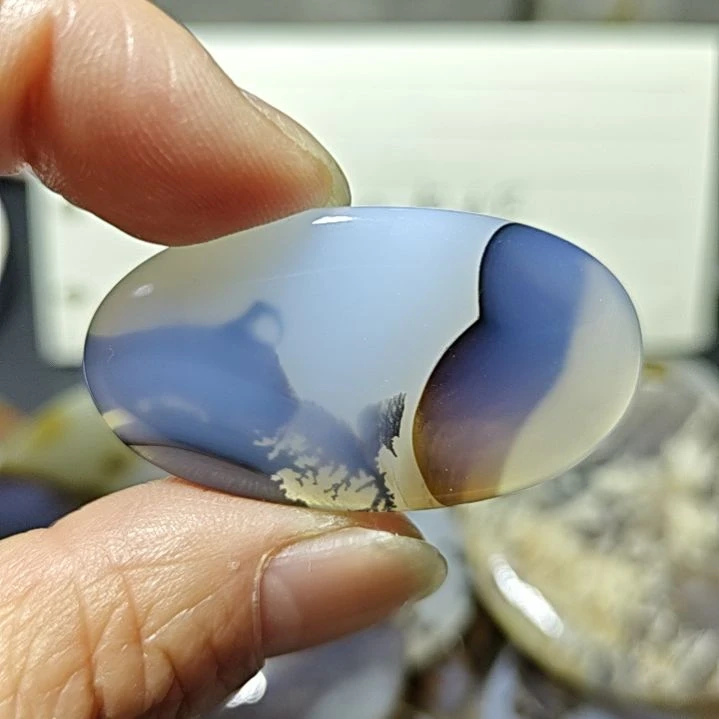 玛瑙/玉髓未镶嵌珠宝奇石