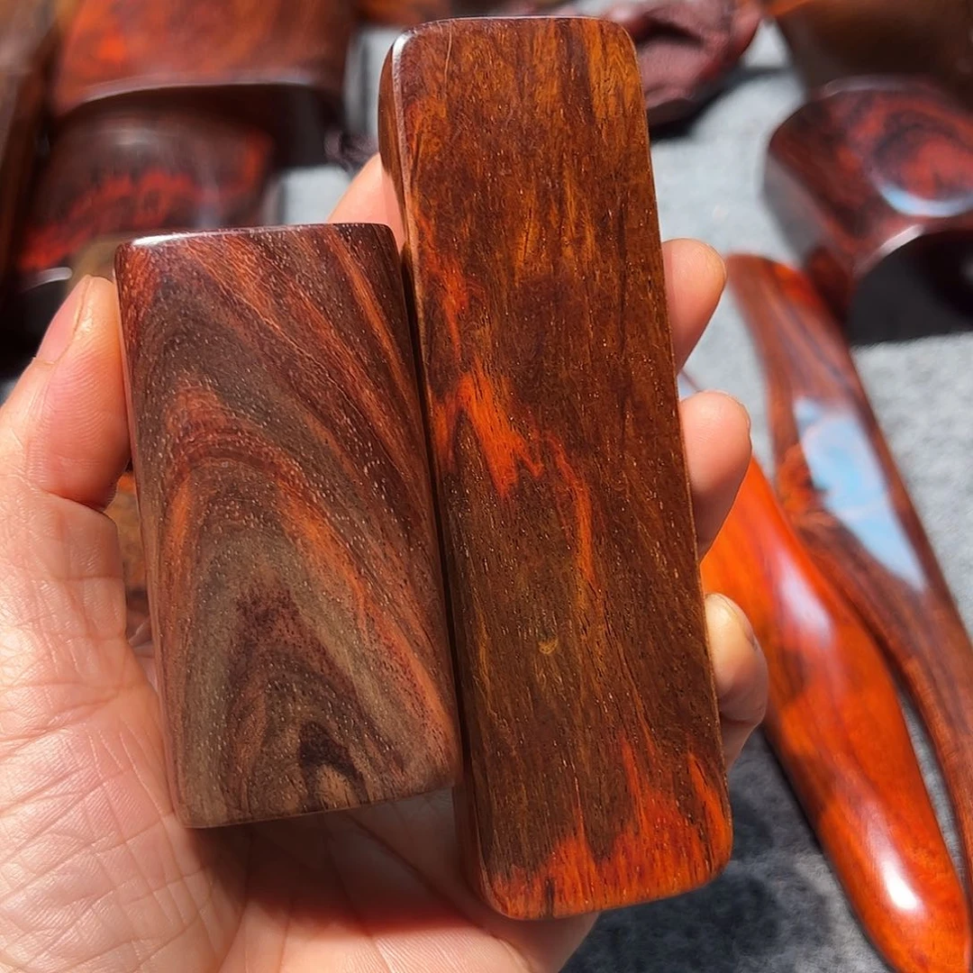 交趾黄檀（大红酸枝）睿***哥