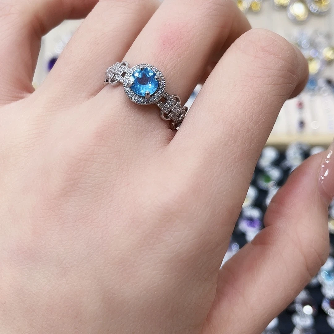 银S925镶嵌戒指托帕石戒指