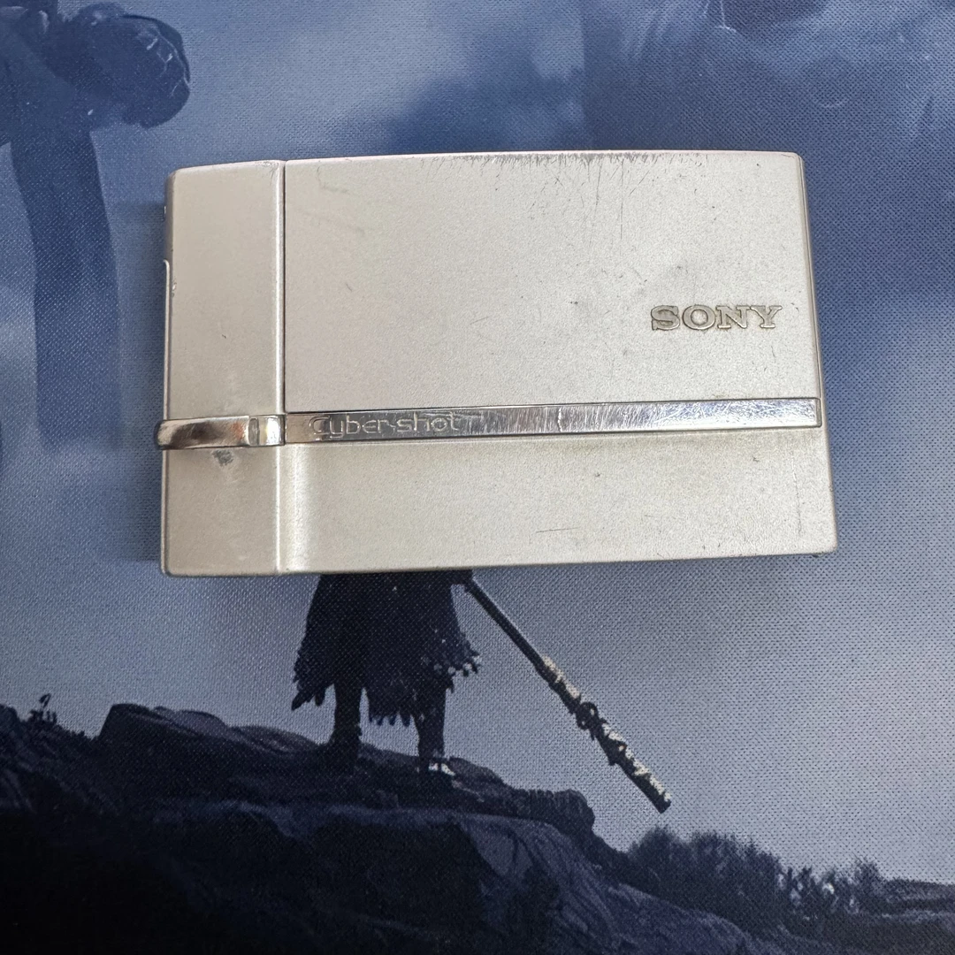 9新 Sony/索尼 索尼T30 功能正常批发价包售后配件齐全