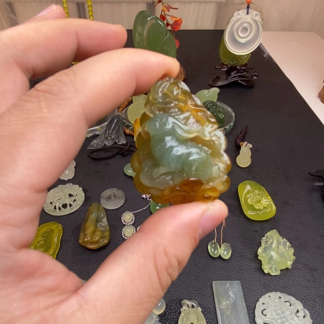 蛇纹石玉合金颈饰