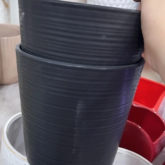 多肉绿植陶瓷花盆9.9包邮，有孔