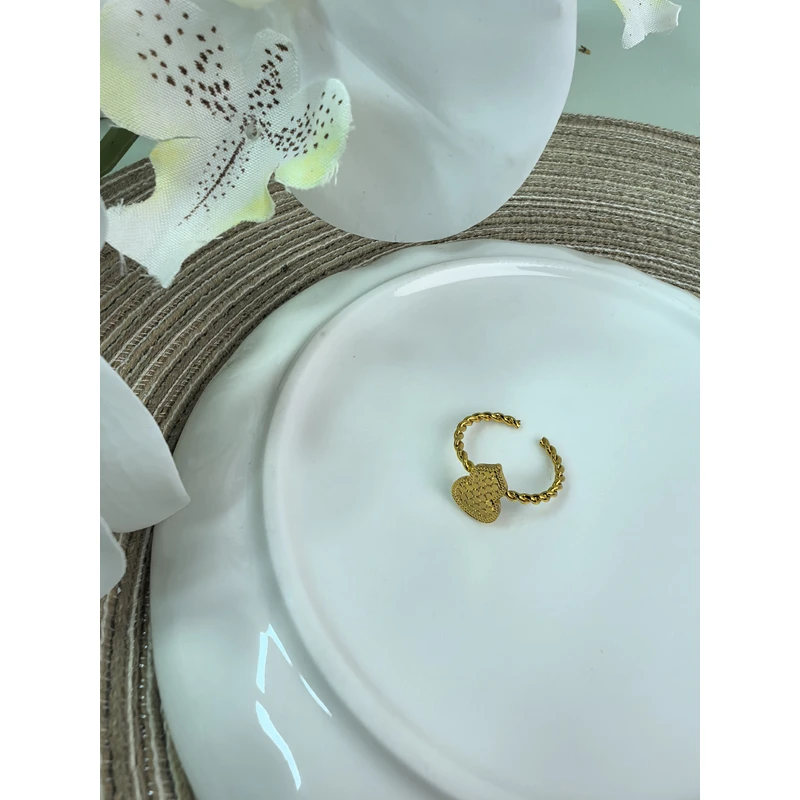 水贝金展经典百搭戒指z05