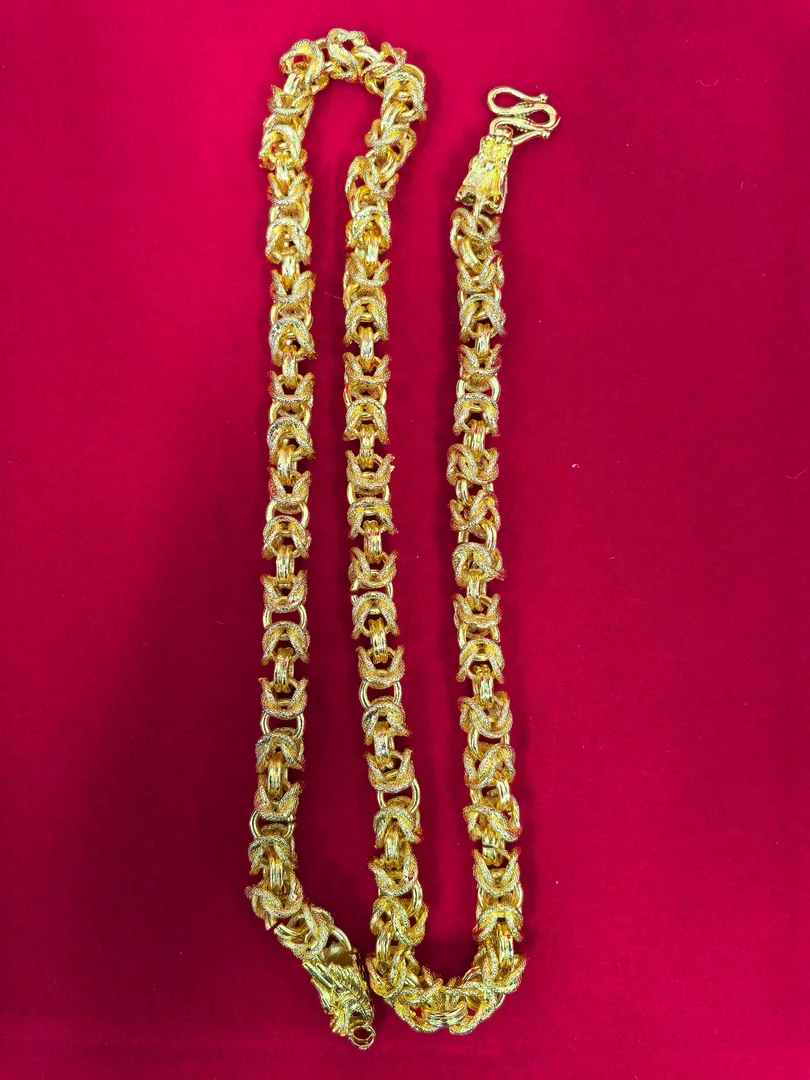 XL122铂亚思 精工环锁雕刻项链