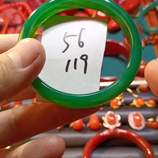 玛瑙/玉髓手镯未镶嵌