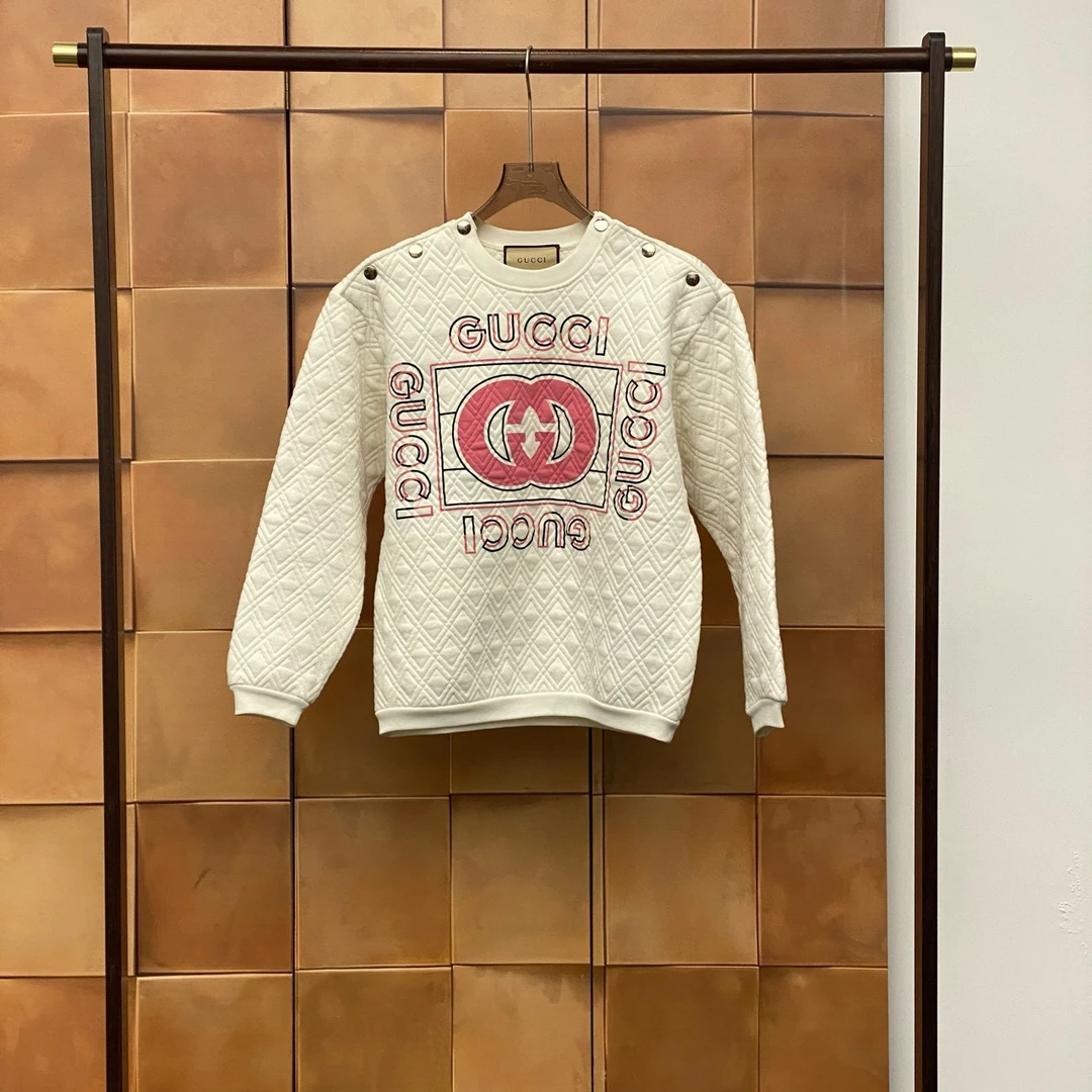 99新 GUCCI/古驰 菱形格粉色logo纽扣卫衣/xs码/存放品/29945