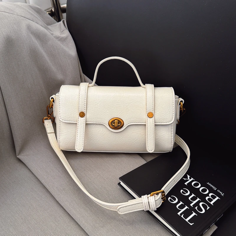 新款轻奢百搭高级感气质时尚斜挎女士包18059米白