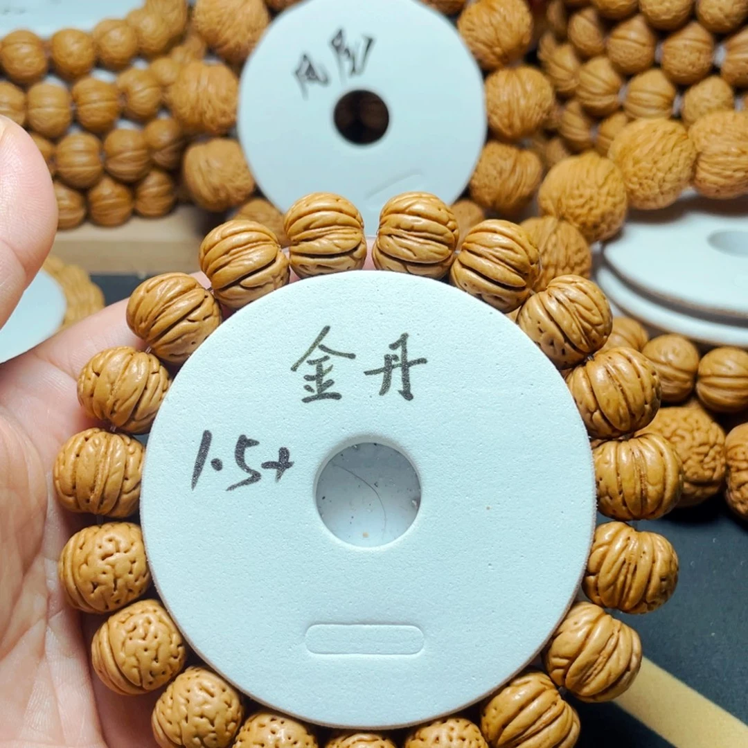 花***、桃木皮质规整度真好！