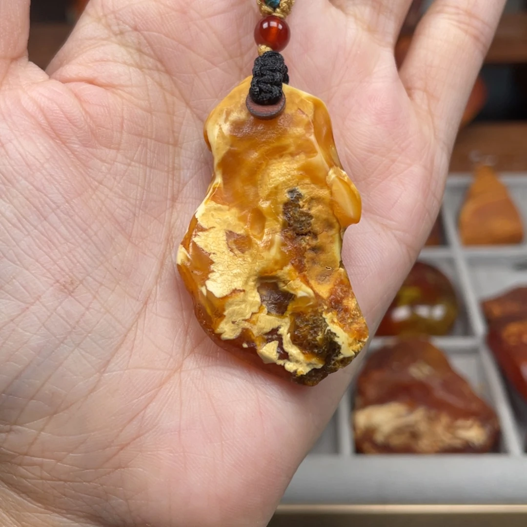 未镶嵌蜜蜡珠宝奇石