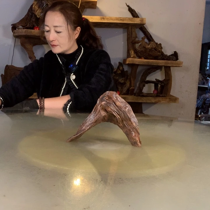 彭***华天然的云南紫柚木会黄水