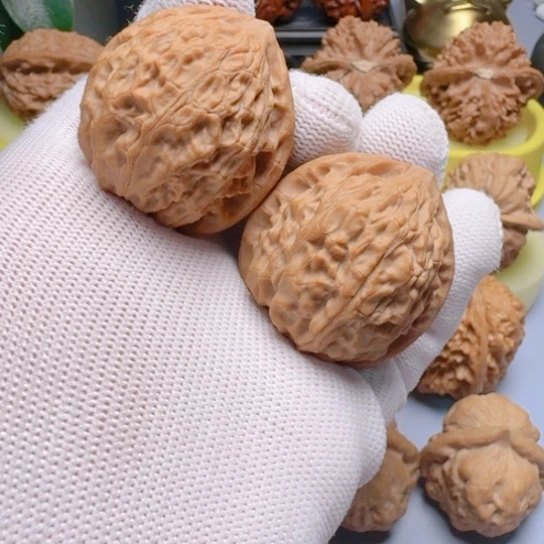 金牛全品文玩核桃