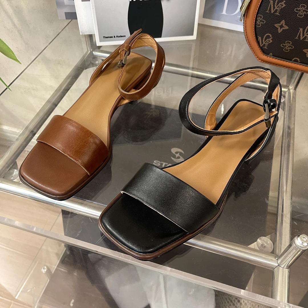 李大龙~牛皮2公分/新款气质百搭时尚通勤凉鞋一字带246