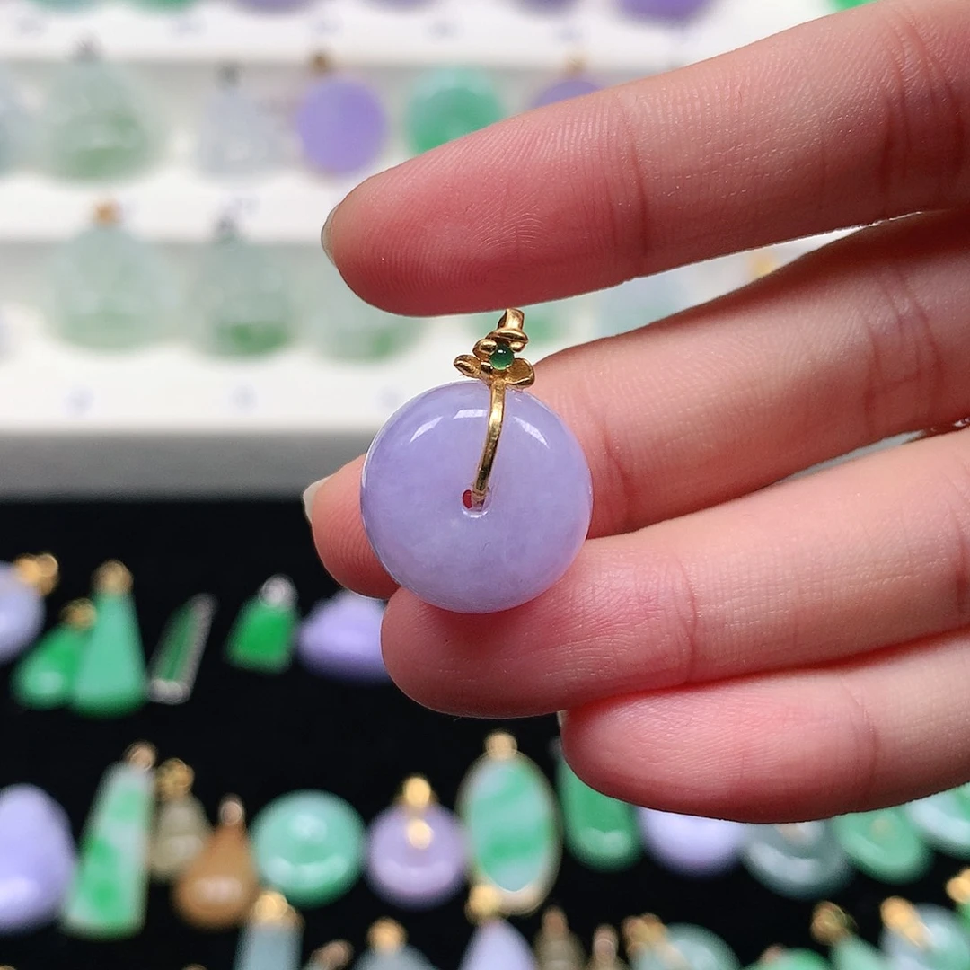 颈饰18K金镶嵌翡翠翡翠吊坠