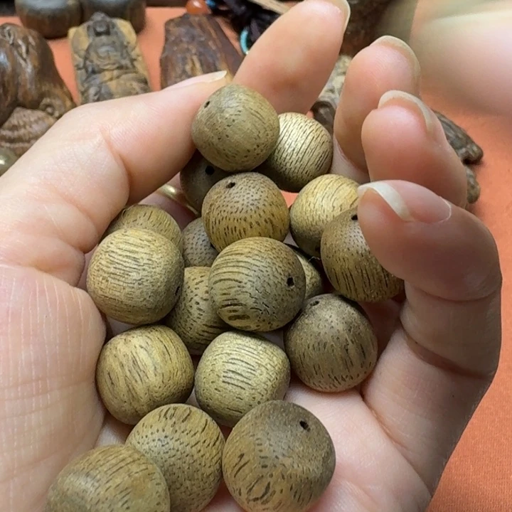 大叶紫檀（黑酸枝木类）