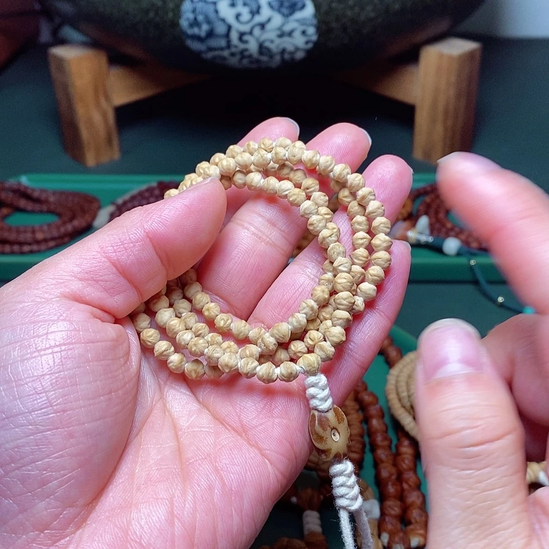 柏香籽/百香籽吊坠225