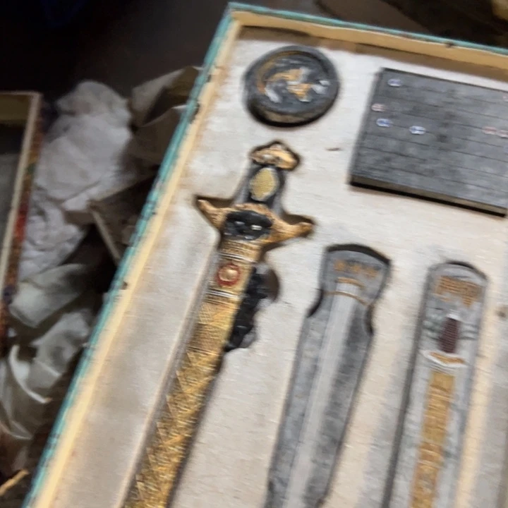 【闪购商品】宝剑一盒松烟墨