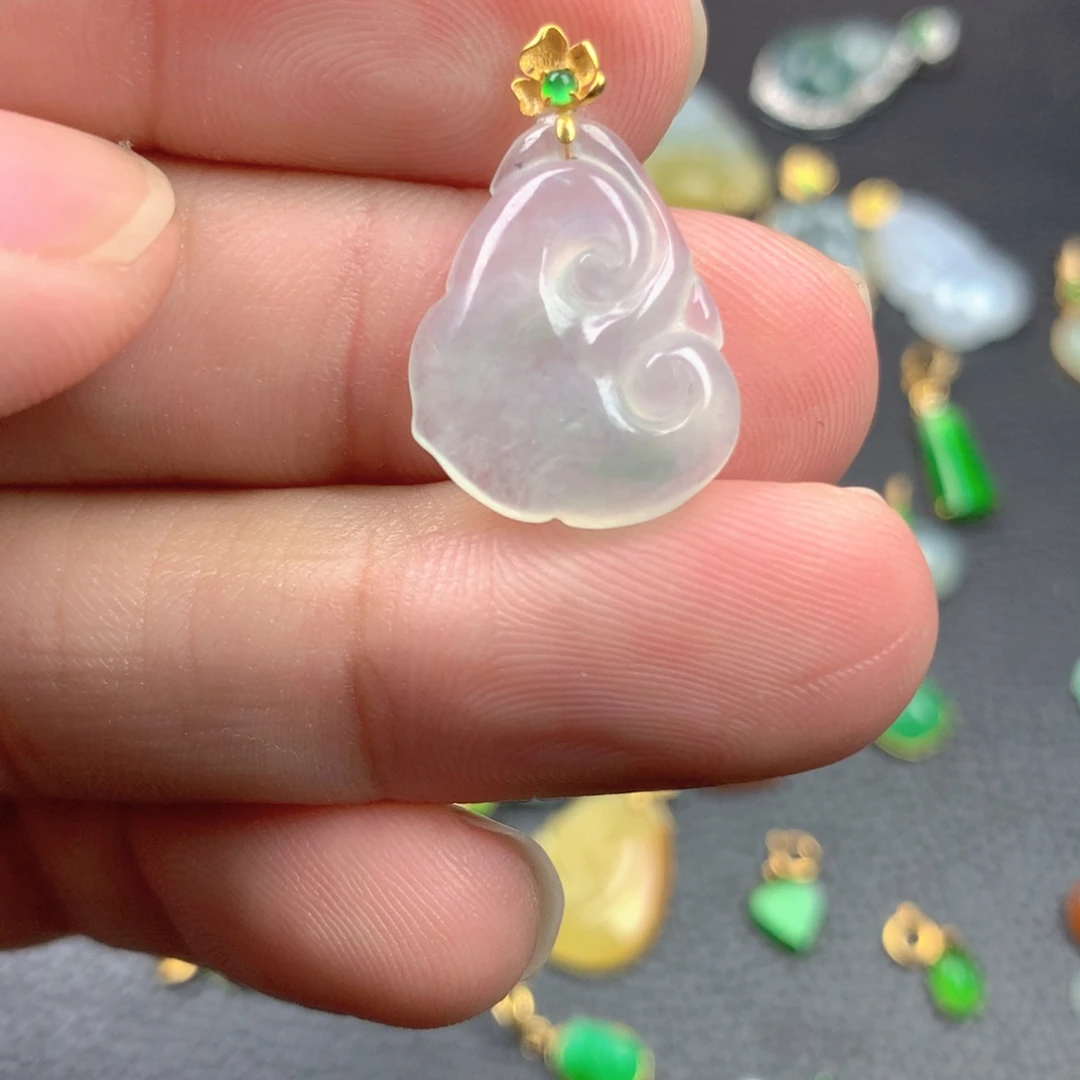 【闪购商品】颈饰18K金镶嵌翡翠翡翠