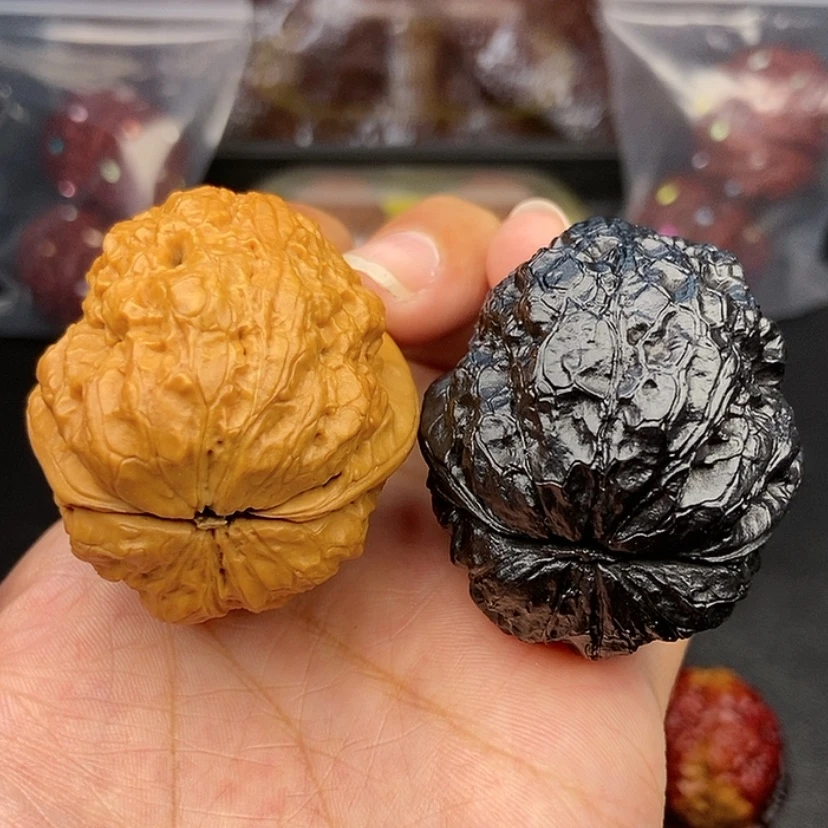 【闪购商品】把件文玩核桃43尺金蟾王60克