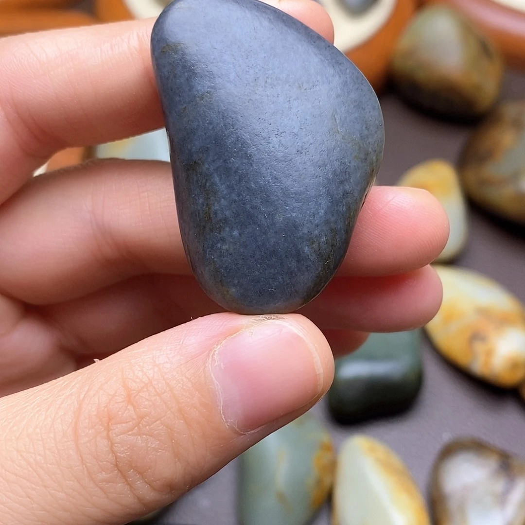 和田玉未镶嵌颈饰11