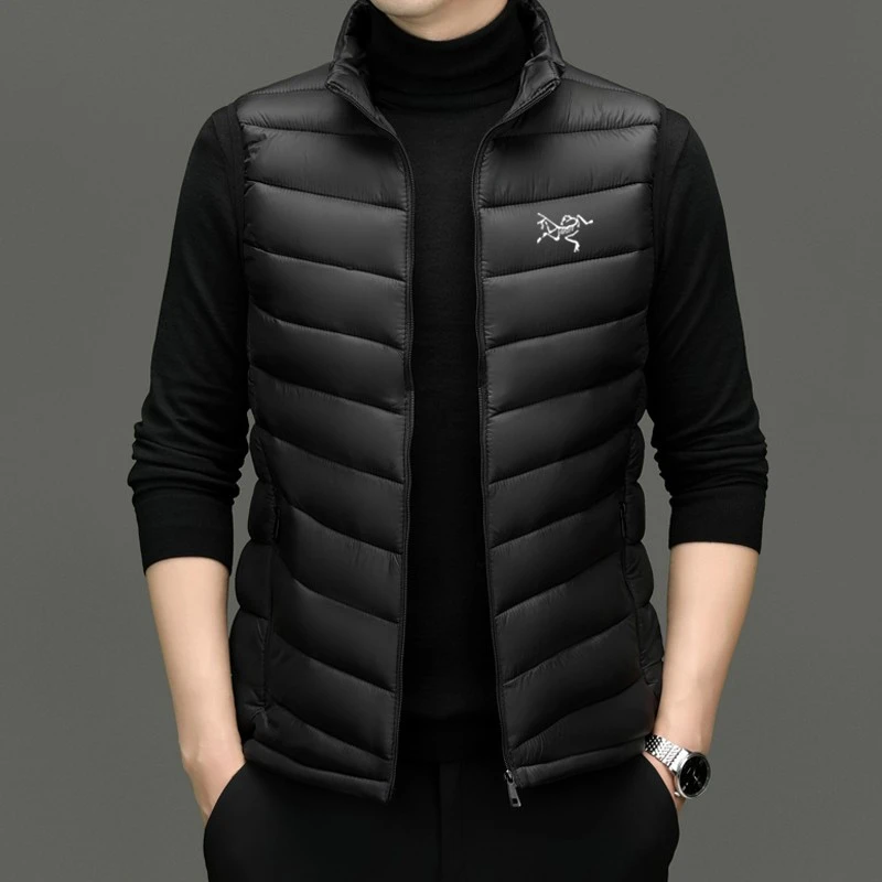奥特莱斯袅家同款马甲纯色保暖休闲拉链立领加厚马甲上衣棉外套男