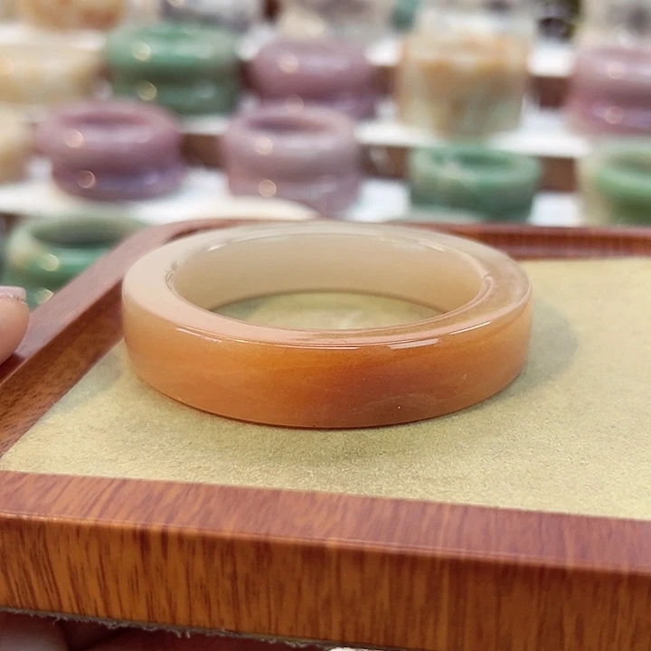 石英质玉手镯合金