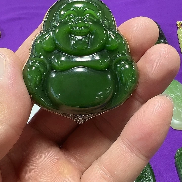 吊坠(不含链)18K金镶嵌和田玉（碧玉）
