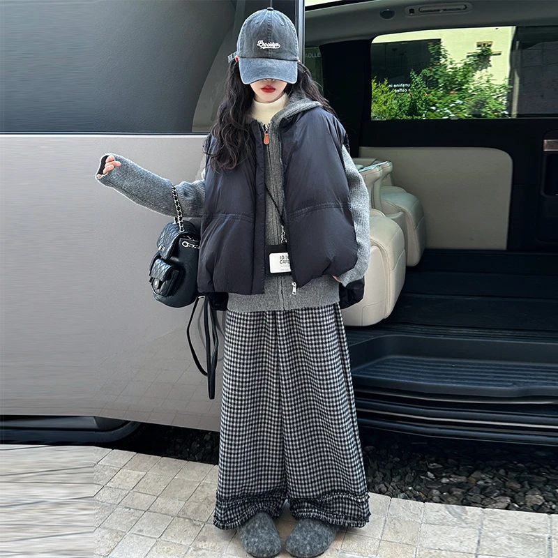 女童秋冬2025新款女大童加厚马甲毛衣三件套儿童冬装加厚阔腿裤子