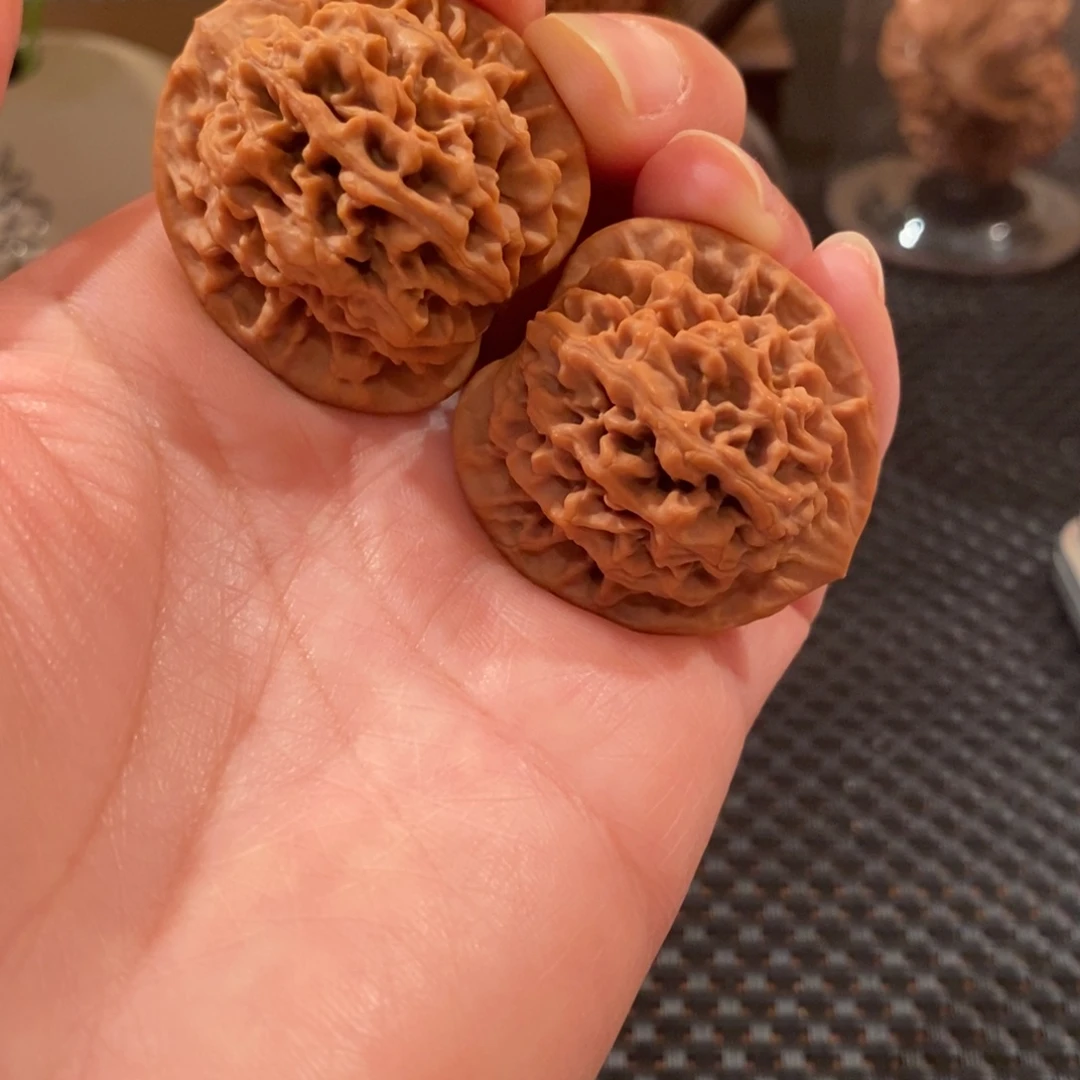 文玩核桃吊坠35全品秦闷