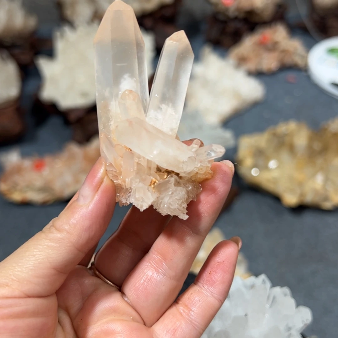 ****姐未镶嵌珠宝半成品水晶