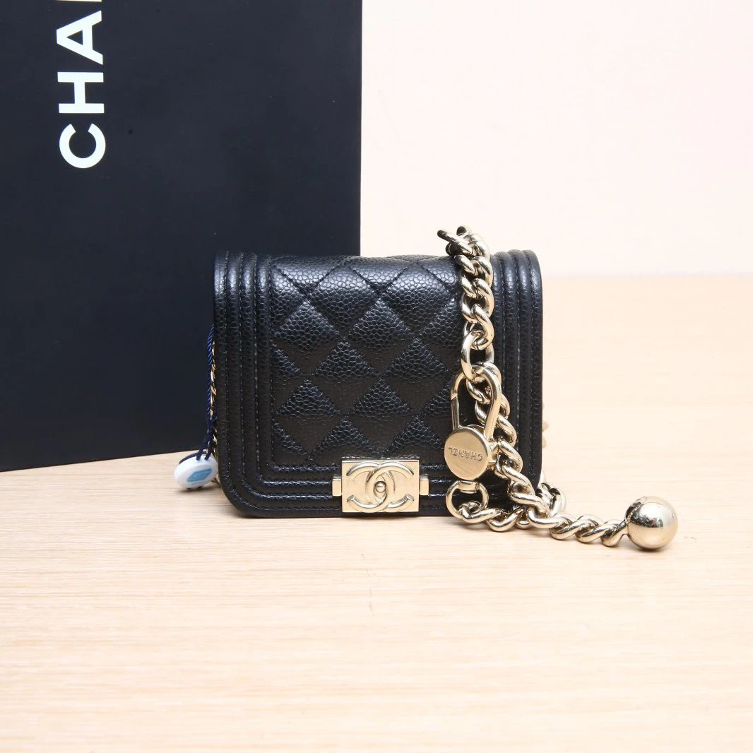 95新 Chanel/香奈儿 【双攀】31开Leboy mini斜跨腰包 110285