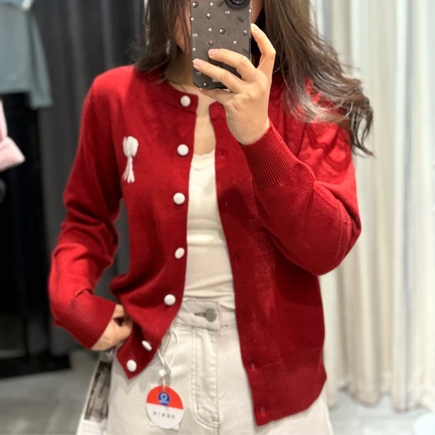 「爱心」针织包扣女装长袖开衫圆领气质毛针织衫短款百搭红色毛衣