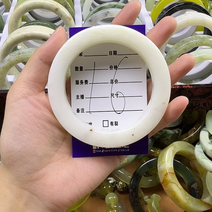 勿***我蛇纹石玉未镶嵌蛇纹石岫玉手镯