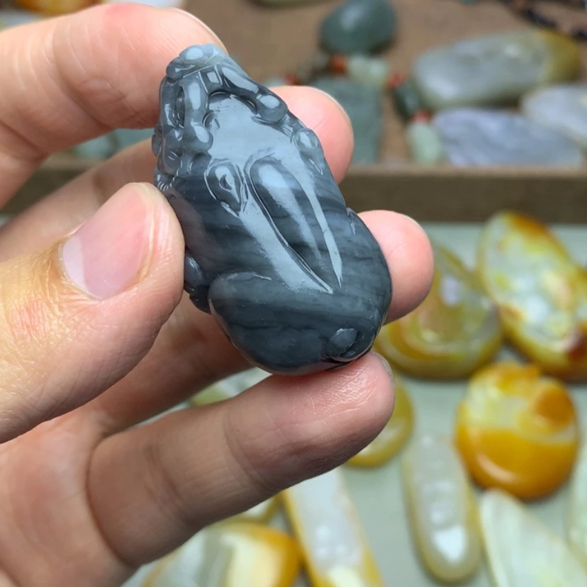 【闪购商品】颈饰未镶嵌和田玉