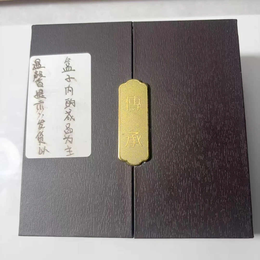 2678-天然缅甸A货翡翠