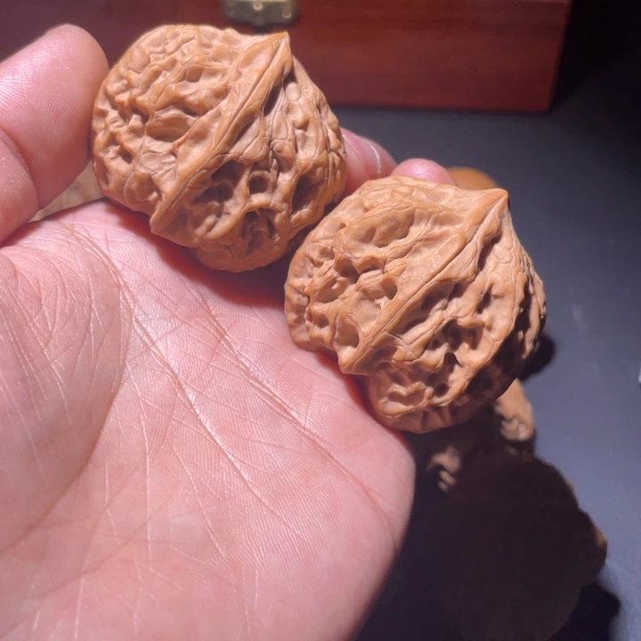 文玩核桃把件火苗