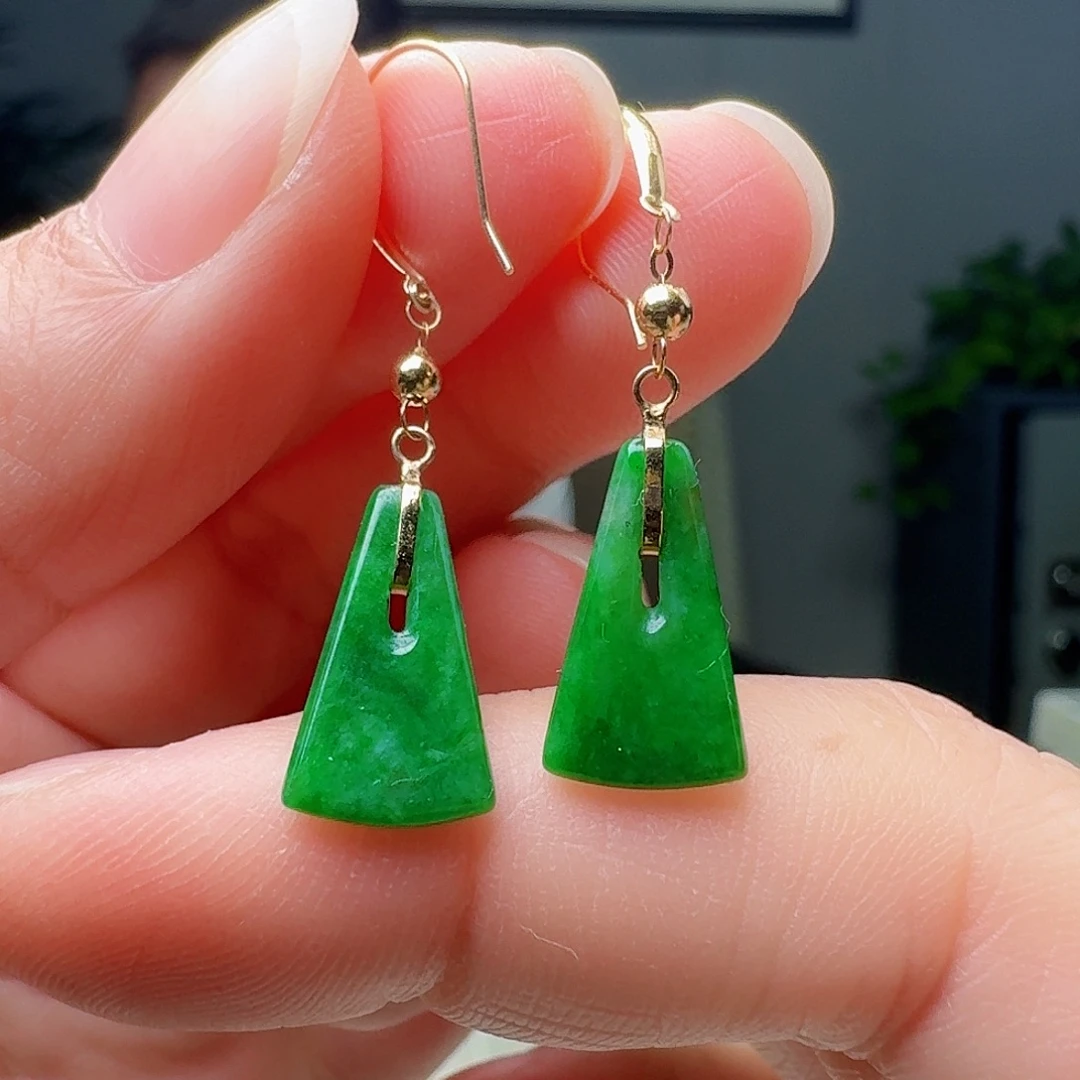 翡翠18K金镶嵌耳饰天然